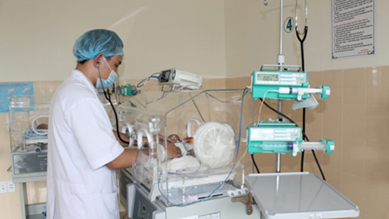 Bệnh Viện Đa Khoa Thiện Hạnh đã Cứu Sống Thành Công Bé Gái Sinh Non 27 Tuần Tuổi, Cân Nặng 900 Gram