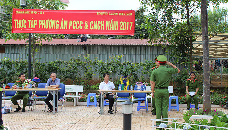 Hình ảnh ngày thực tập phương án PCCC & CNCH tại khuôn viên BVĐK Thiện Hạnh