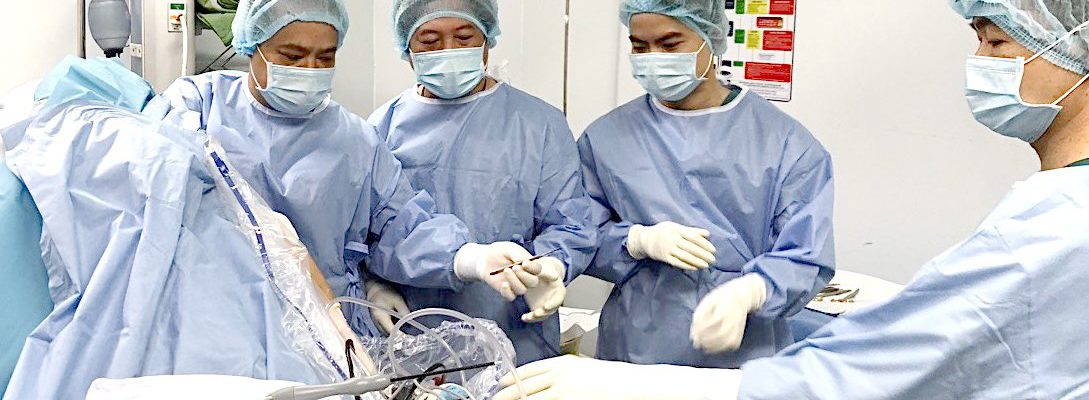 BS Bệnh Viện Chợ Rẫy Phẫu Thuật Nội Soi Khớp Vai Phức Tạp Tại Đắk Lắk