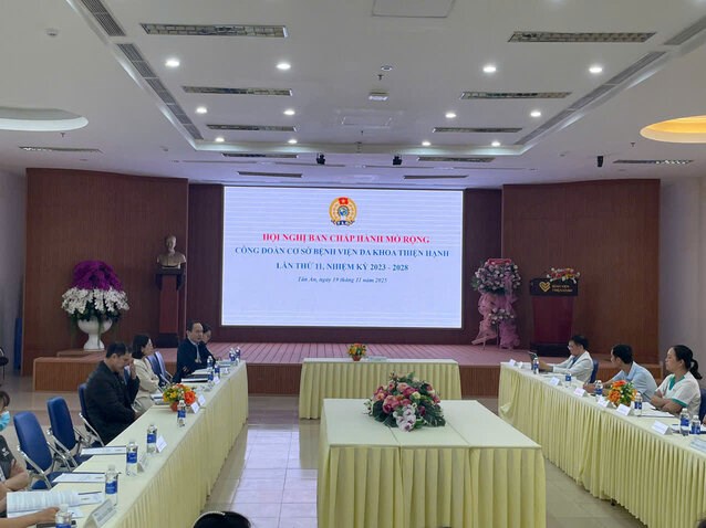 Hơn 4 tỉ đồng được Công đoàn Bệnh viện Thiện Hạnh chăm lo cho người lao động