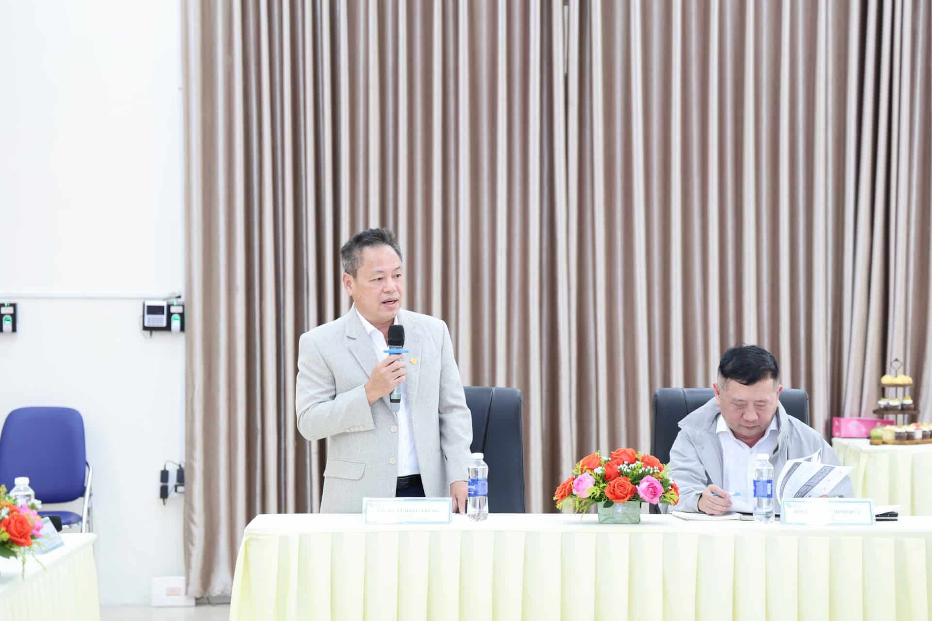 ThS.BS Lê Đăng Trung phát biểu khai mạc hội nghị