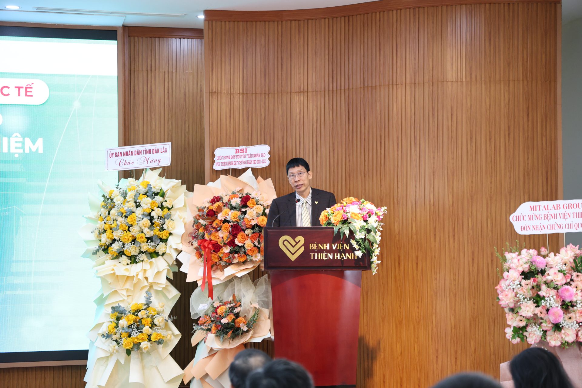 BS CKI. Trần Minh Đẩu – Chủ tịch Hội đồng Thành viên Bệnh viện đa khoa Thiện Hạnh phát biểu tại buổi lễ